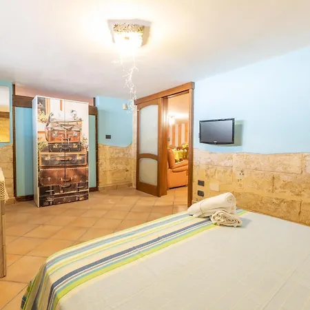Villa La Dimora Di Sally Taviano (Lecce)